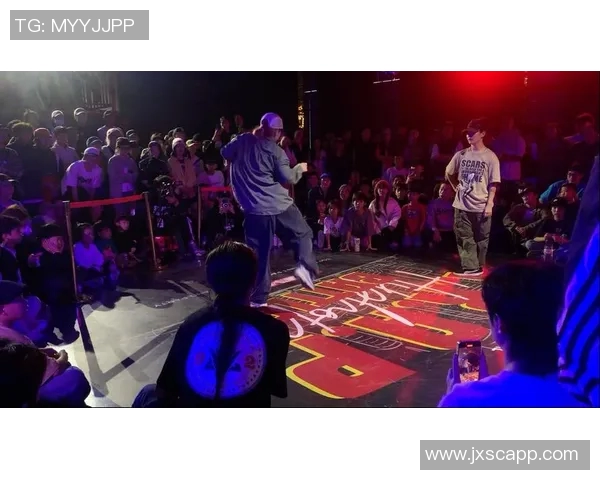 成都街舞队与武汉街舞队赛后复盘团队协作的精彩瞬间与经验分享