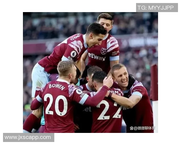 南京足球队以88分领跑冠军赛积分榜展现强劲实力